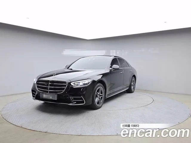 Mercedes-Benz S-Class 2022 — photo 1
