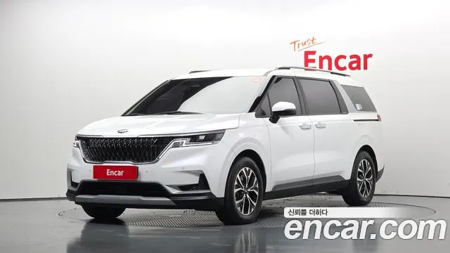 Kia Canival 2021 — photo 1