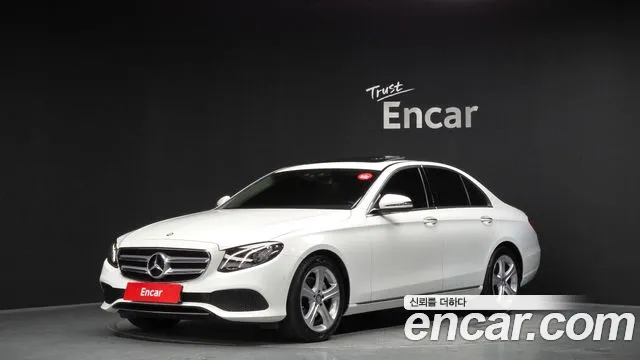 Mercedes-Benz E-Class 2017 — photo 1