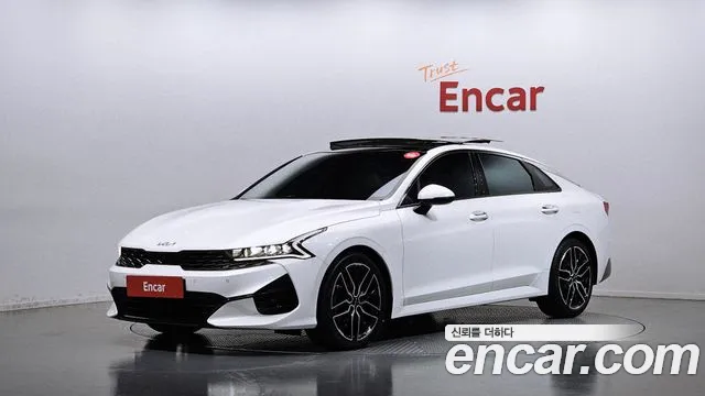 Kia K5 2023 — photo 1