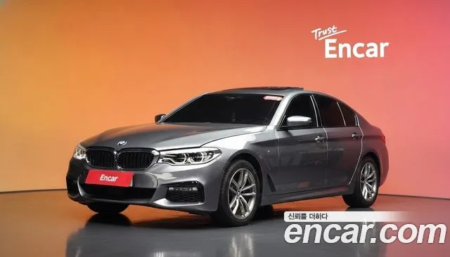 BMW 5-Series 2017 — photo 1