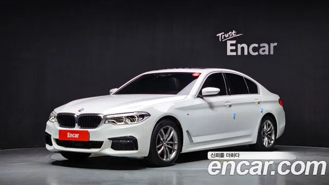 BMW 5-Series 2020 — photo 1