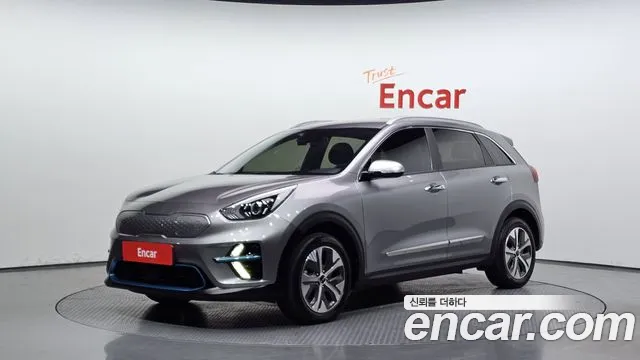 Kia Niro 2022 — photo 1