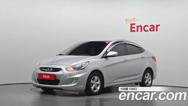 Hyundai Accent 2015 — photo 1