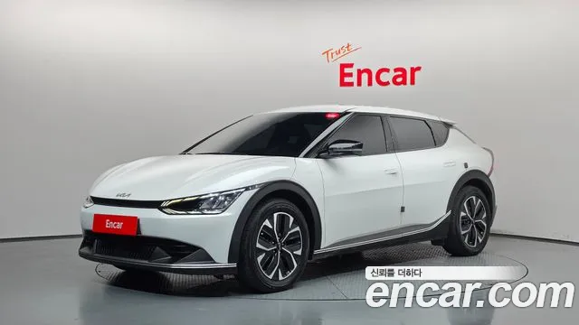 Kia EV6 2023 — photo 1