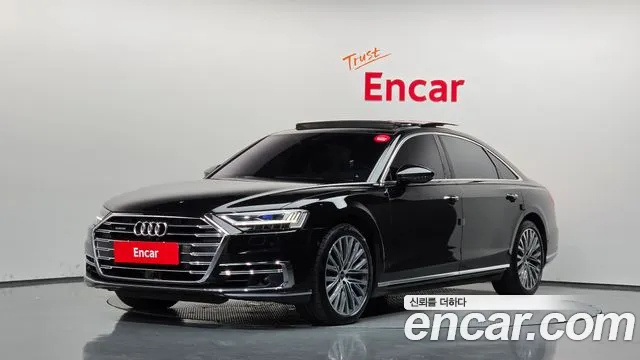 Audi A8 2021 — photo 1