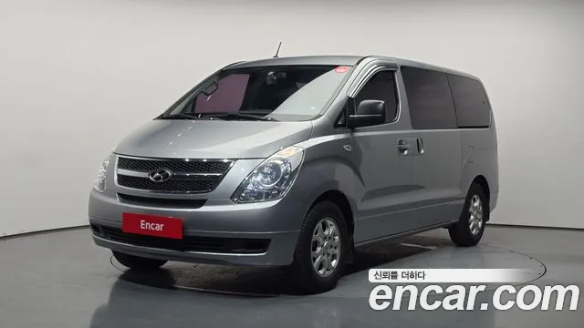 Hyundai Starex 2015 — photo 1