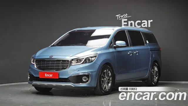 Kia Canival 2016 — photo 1