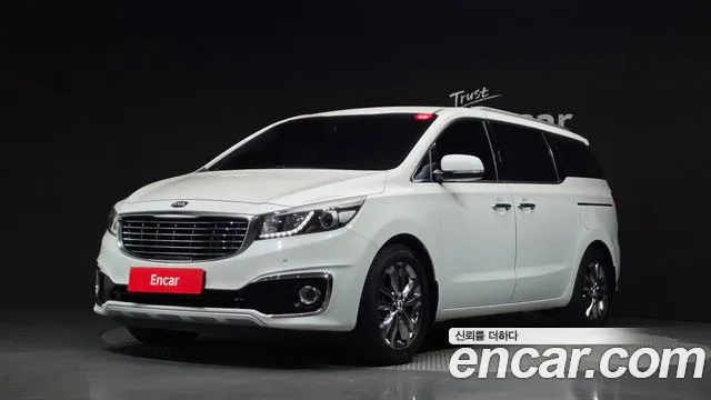 Kia Canival 2016 — photo 1