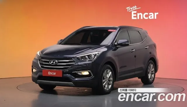 Hyundai Santafe 2018 — photo 1