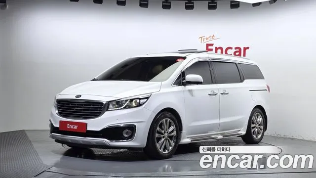 Kia Canival 2018 — photo 1