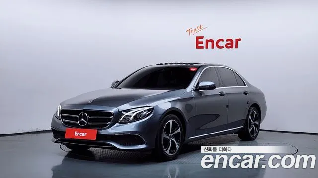 Mercedes-Benz E-Class 2020 — photo 1