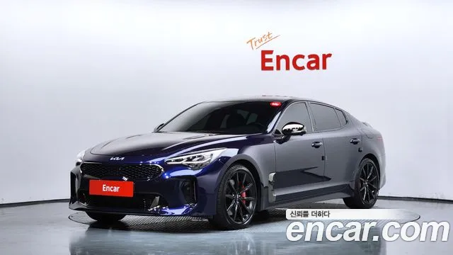 Kia Stinger 2022 — photo 1