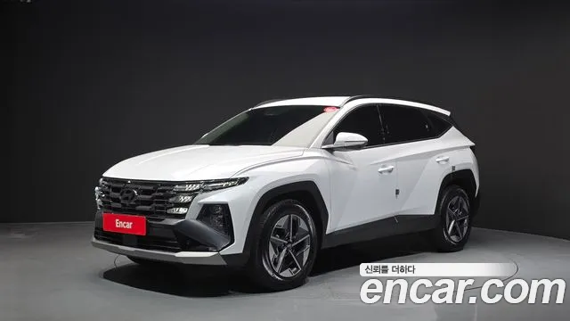 The New Tucson Hybrid (NX4)