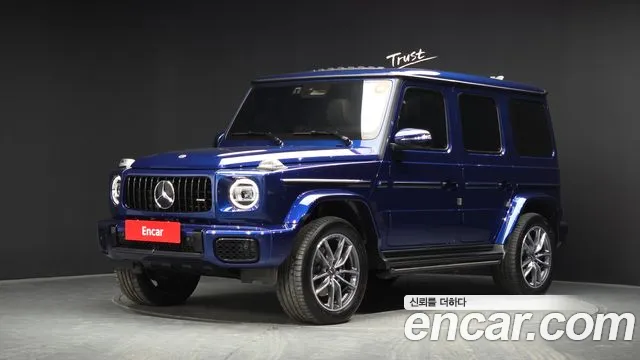 Mercedes-Benz G-Class 2025 — photo 1