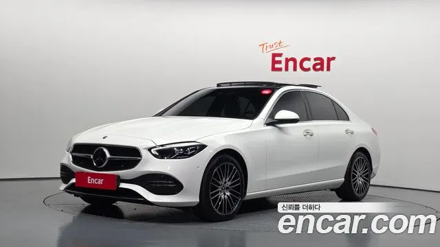 Mercedes-Benz C-Class 2022 — photo 1