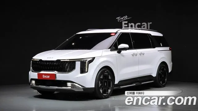 Kia Canival 2024 — photo 1