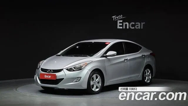 Hyundai AVANTE 2013 — photo 1