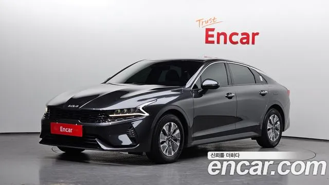 Kia K5 2023 — photo 1