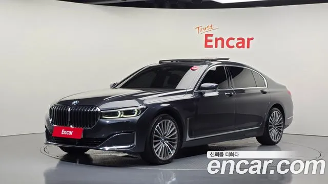 BMW 7-Series 2020 — photo 1