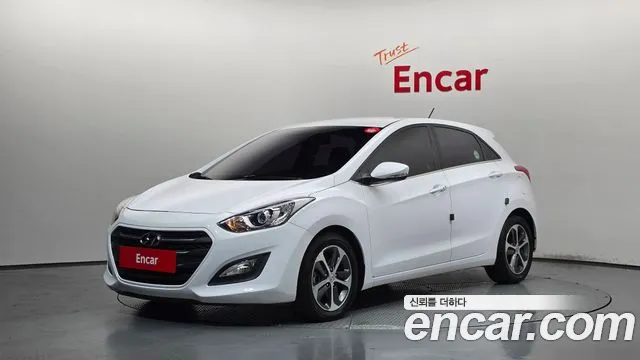 Hyundai i30 2016 — photo 1