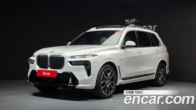 BMW X7 2025 — photo 1