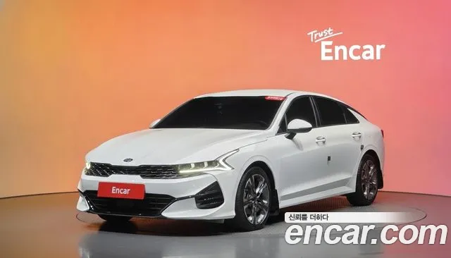 Kia K5 2020 — photo 1