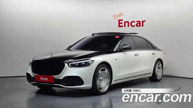 Mercedes-Benz S-Class 2023 — photo 1