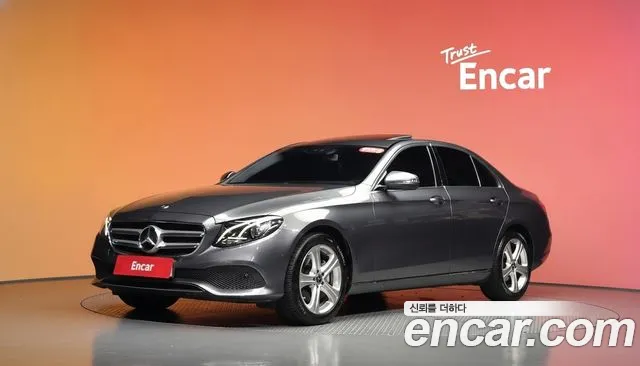 Mercedes-Benz E-Class 2018 — photo 1