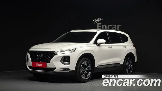 Hyundai Santafe 2019 — photo 1
