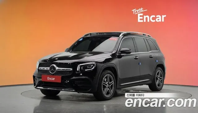 Mercedes-Benz GLB-Class 2022 — photo 1