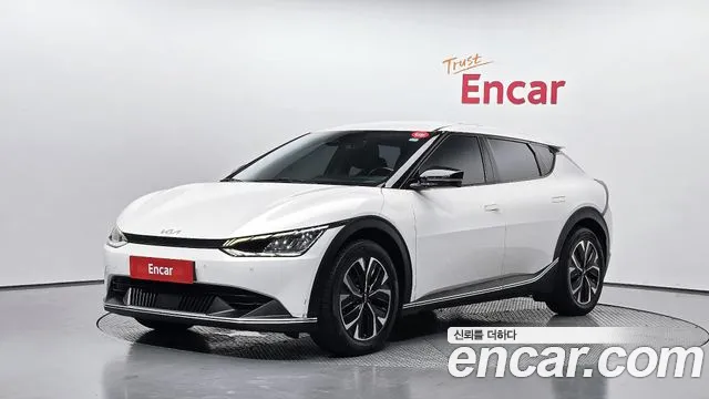 Kia EV6 2023 — photo 1