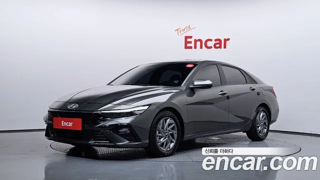 Hyundai AVANTE 2024 — photo 1