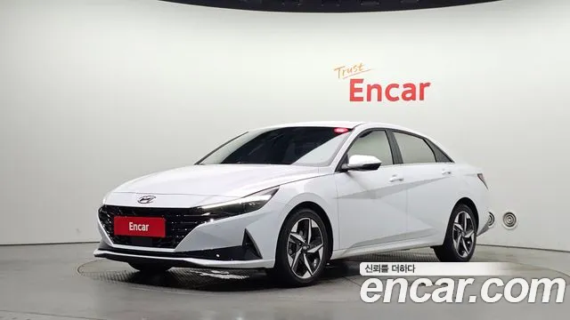Hyundai AVANTE 2022 — photo 1