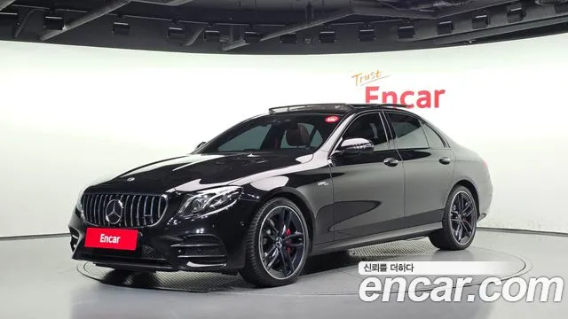 Mercedes-Benz E-Class 2019 — photo 1