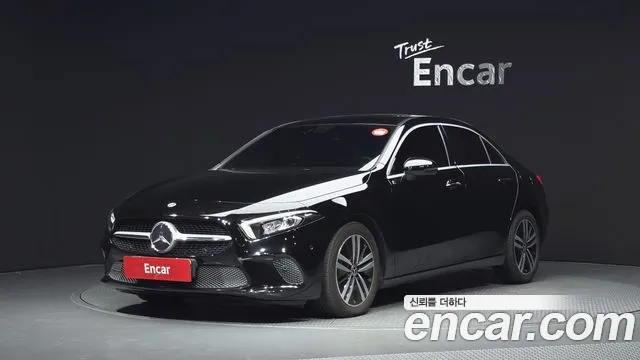 Mercedes-Benz A-Class 2021 — photo 1