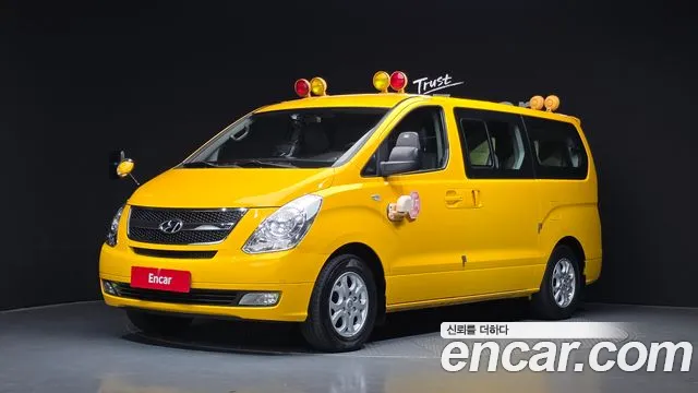 Hyundai Starex 2015 — photo 1