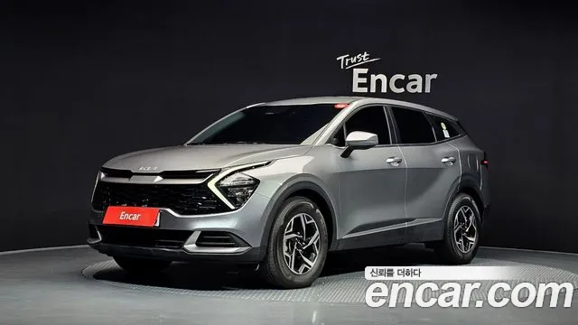 Kia Sportage 2023 — photo 1