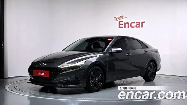 Hyundai AVANTE 2023 — photo 1