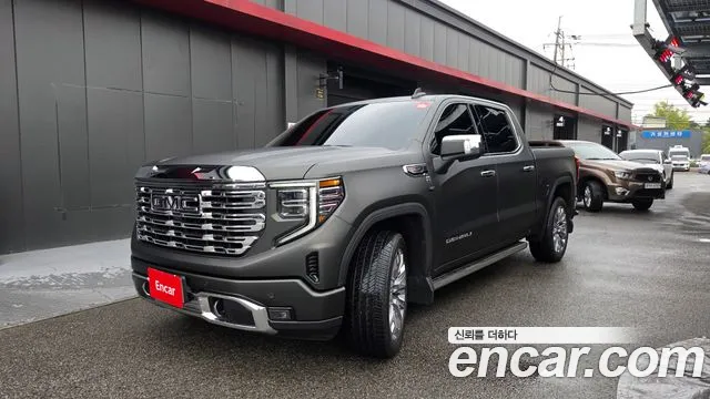 GMC Sierra 2024 — photo 1