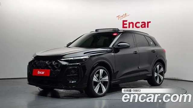 Audi Q5 2025 — photo 1