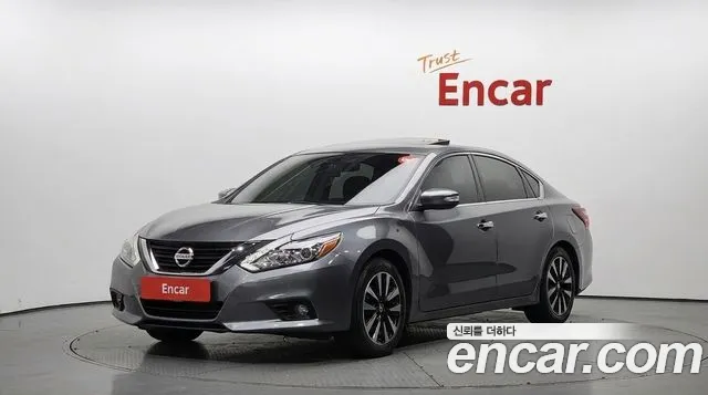 Nissan Altima 2018 — photo 1