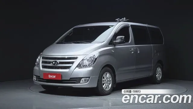 Hyundai Starex 2016 — photo 1