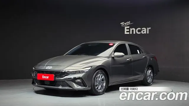 Hyundai AVANTE 2024 — photo 1