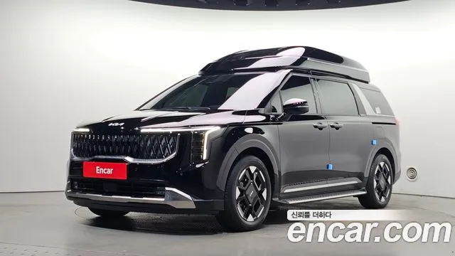 Kia Canival 2025 — photo 1