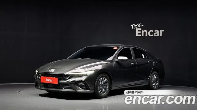 Hyundai AVANTE 2024 — photo 1