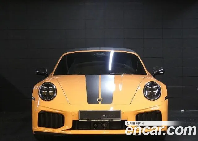Porsche 911 2026 — photo 1