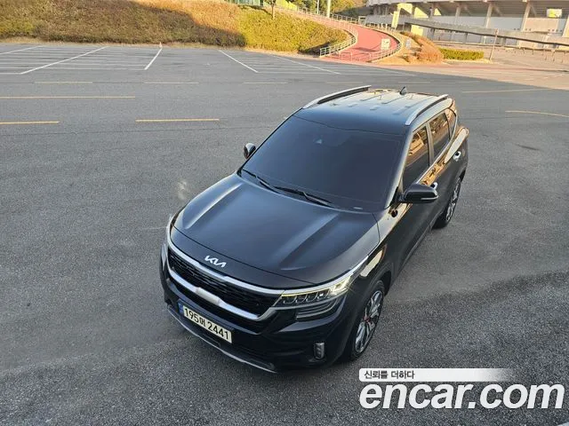 Kia Seltos 2023 — photo 1