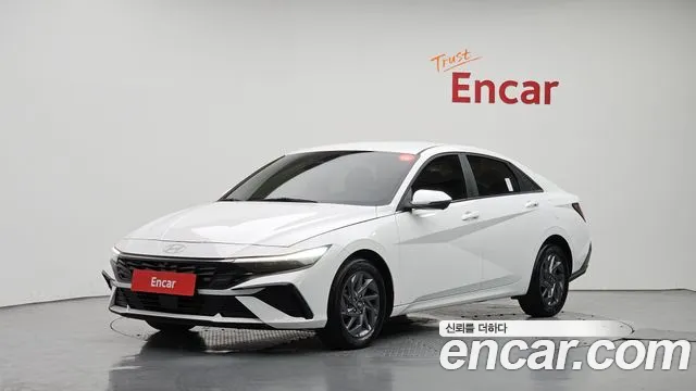Hyundai AVANTE 2024 — photo 1