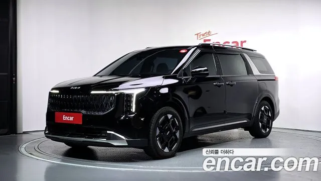 Kia Canival 2024 — photo 1